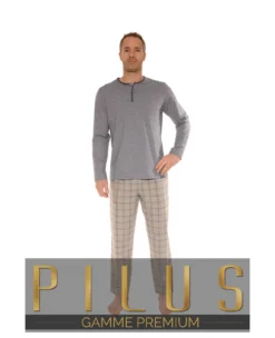 PYJAMA . CHESTER